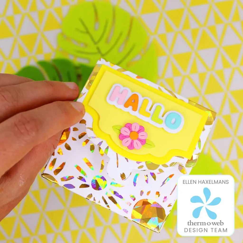 Buzzing with Sunshine Summer Card & Gift Box
