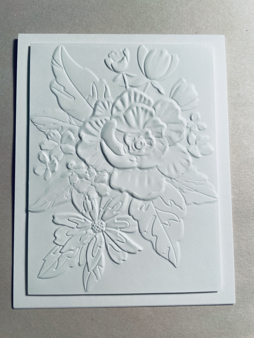 Cheerful Floral -- embossing folder