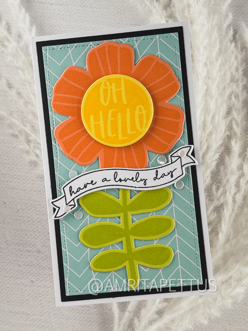 hello flower slimline C9 — photo 1 of 2